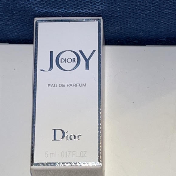 DIOR joy travel sized perfume. New 5 ml bottle, new in box - Picture 2 of 8